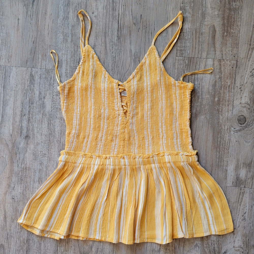 Patrons of Peace women's tank yellow/cream. Size M